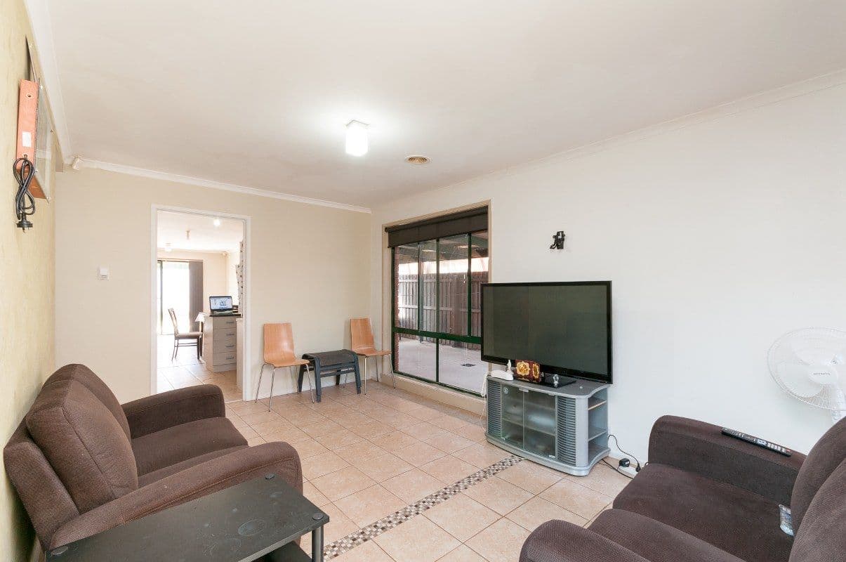 29 Wisla Circuit, ROXBURGH PARK VIC 3064, Roxburgh Park - Thumbnail 3