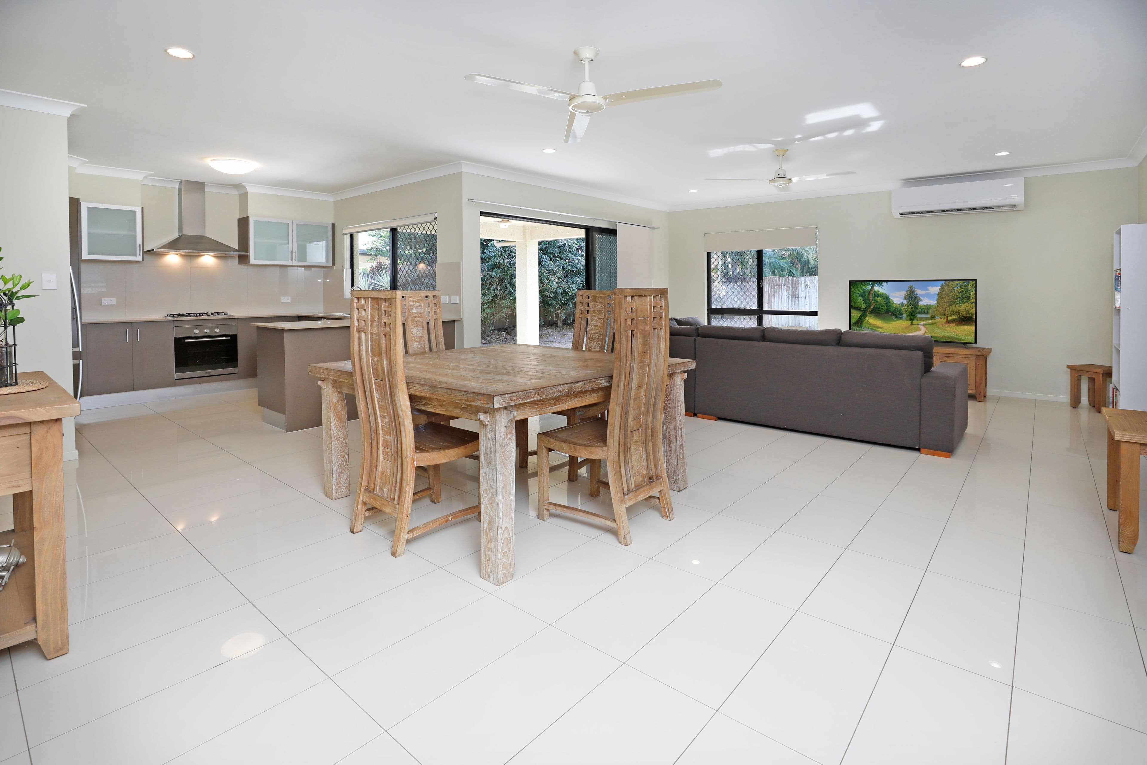 4 Coastline Parade, Trinity Beach QLD 4879, Trinity Beach - Image 1