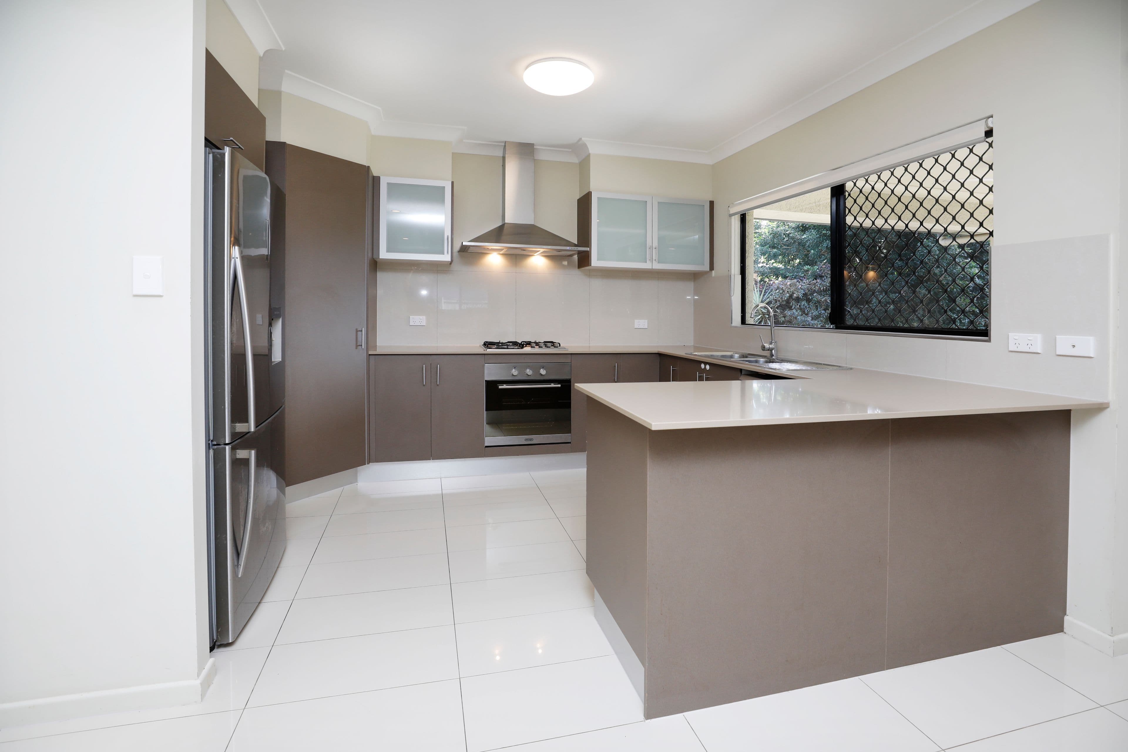 4 Coastline Parade, Trinity Beach QLD 4879, Trinity Beach - Thumbnail 4