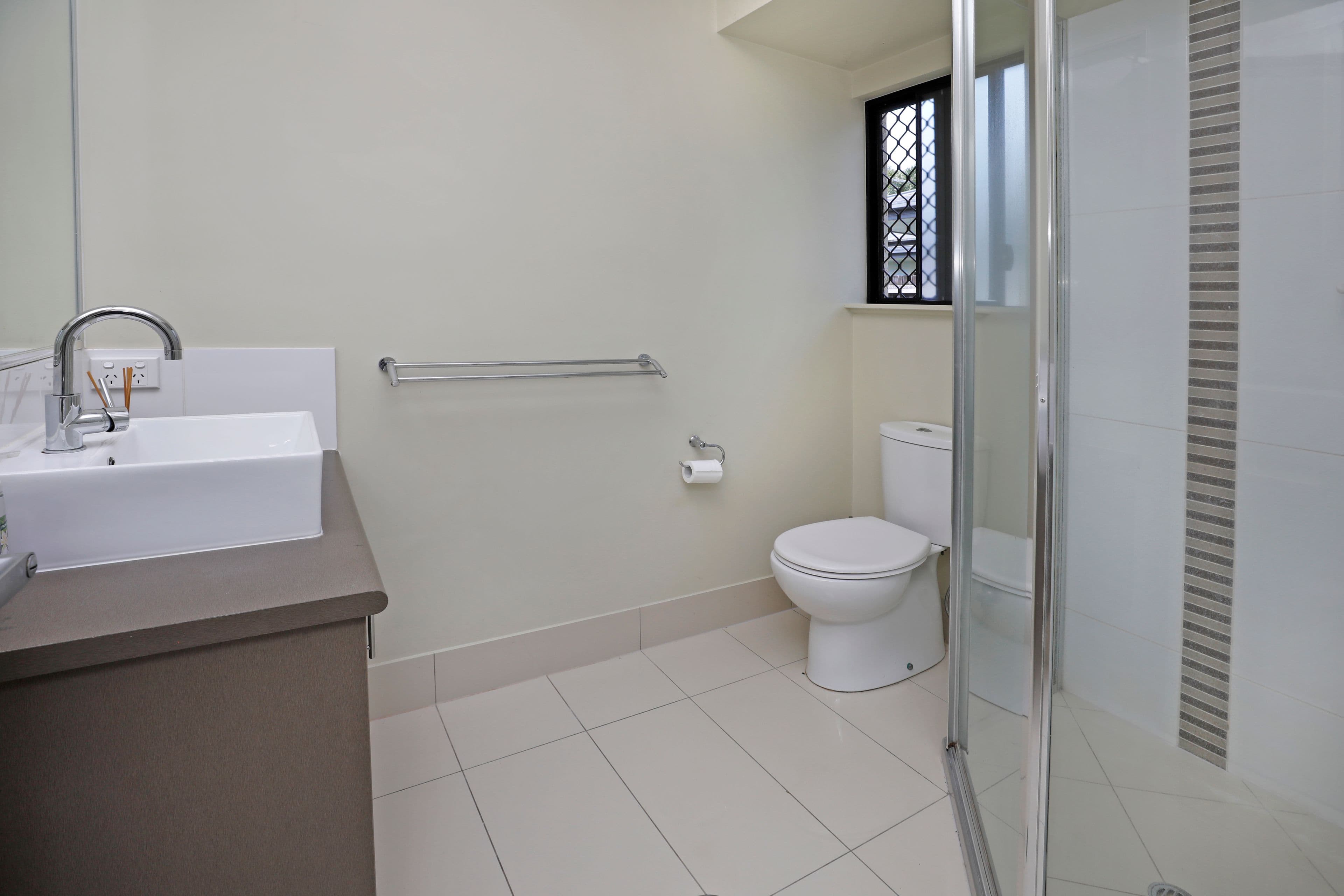4 Coastline Parade, Trinity Beach QLD 4879, Trinity Beach - Thumbnail 8