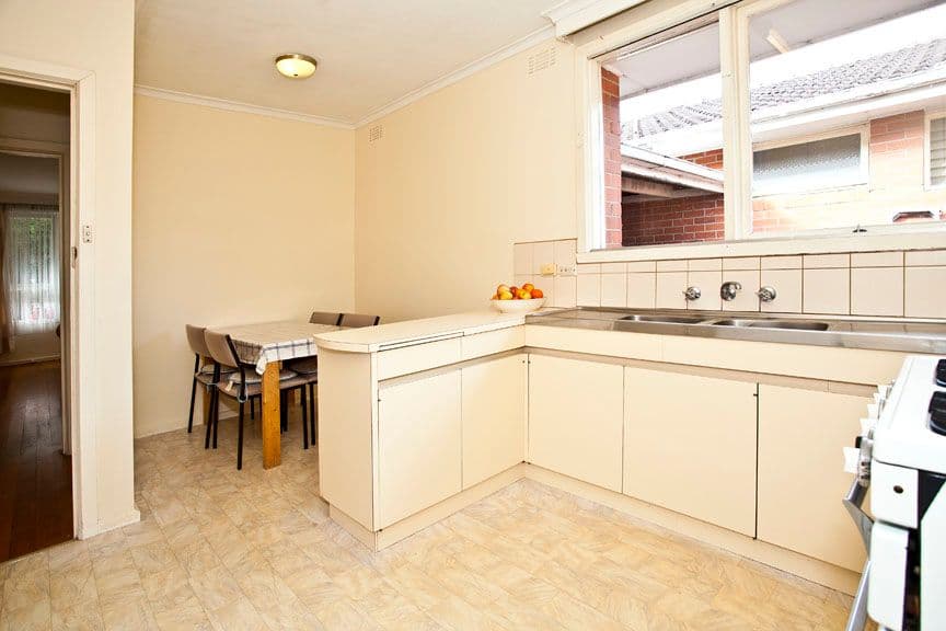 6 Batten Street, GLEN WAVERLEY VIC 3150, Glen Waverley - Thumbnail 4