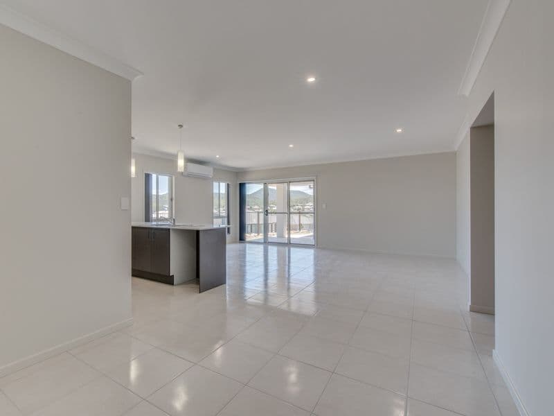 16 Butcher Bird Circuit, Upper Coomera QLD 4209, Upper Coomera - Thumbnail 5