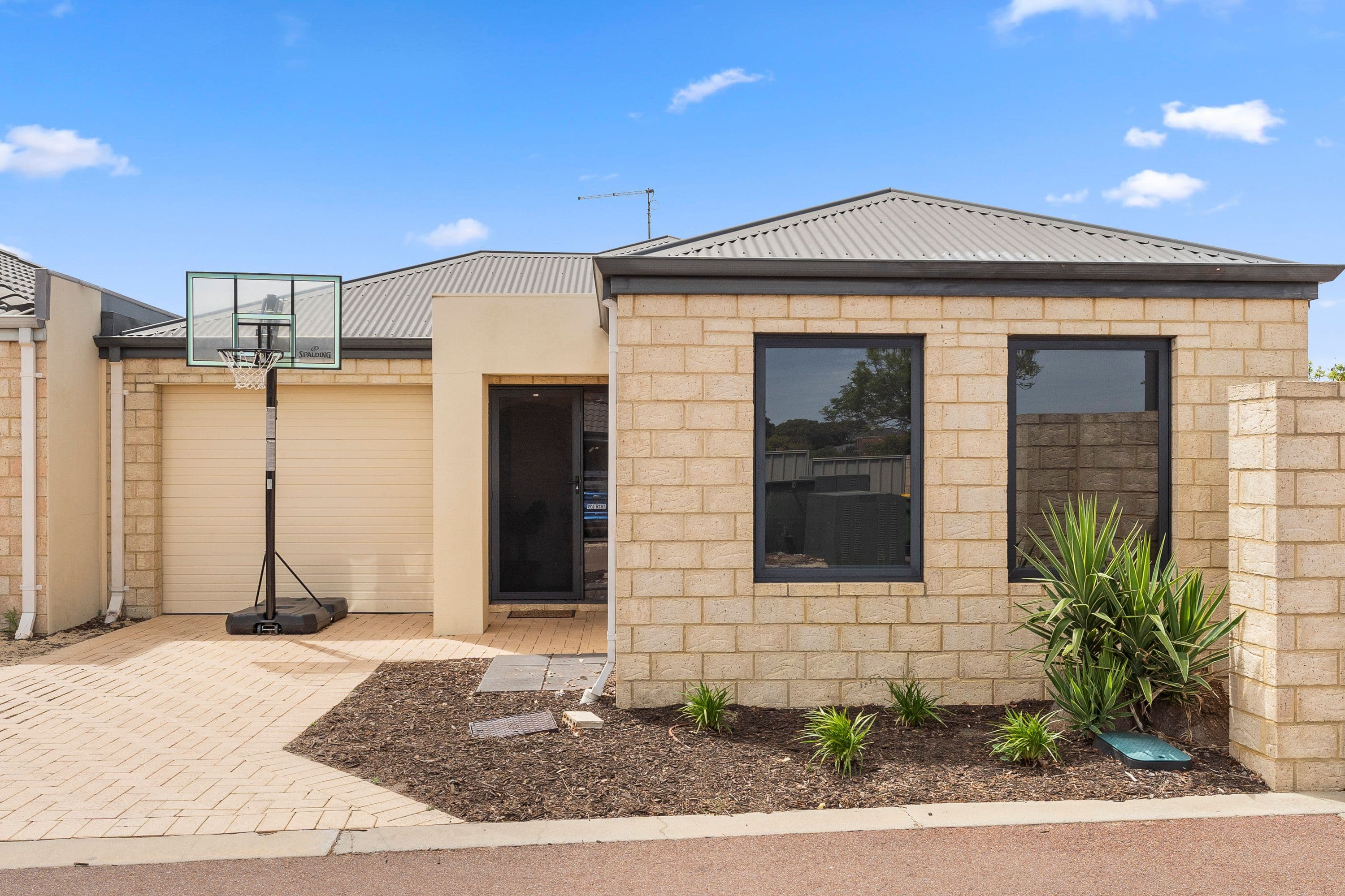 1 Cottonwood Drive, Baldivis WA 6171, Baldivis - Image 1