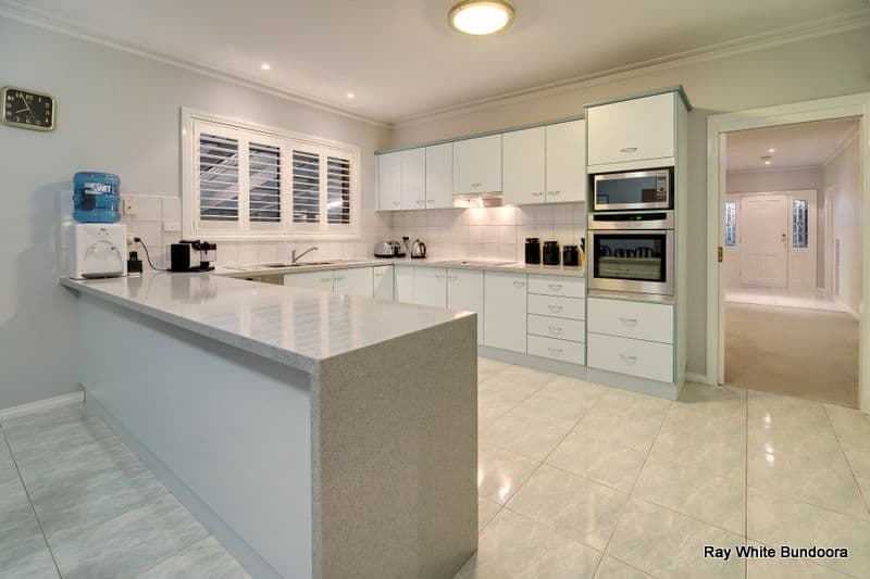 13 Cheadle Crescent, BUNDOORA VIC 3083, Bundoora - Thumbnail 2