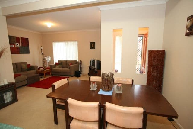 7 Titania Street, MORNINGSIDE QLD 4170, Morningside - Thumbnail 5