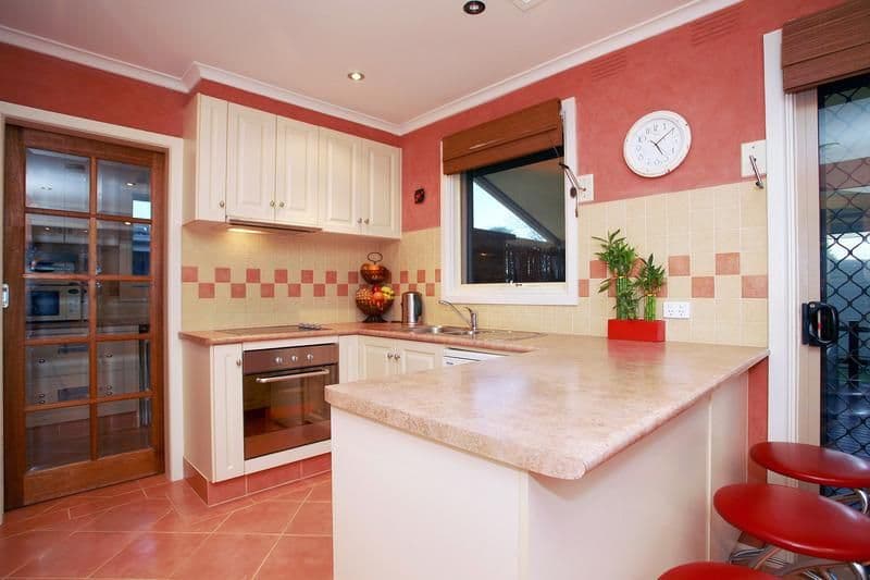 10 Shalimar Crescent, DANDENONG NORTH VIC 3175, Dandenong North - Thumbnail 4