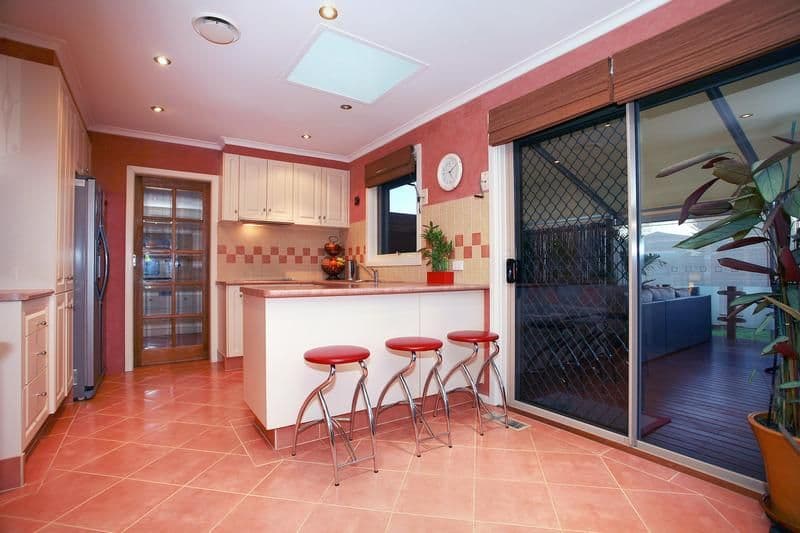 10 Shalimar Crescent, DANDENONG NORTH VIC 3175, Dandenong North - Thumbnail 6