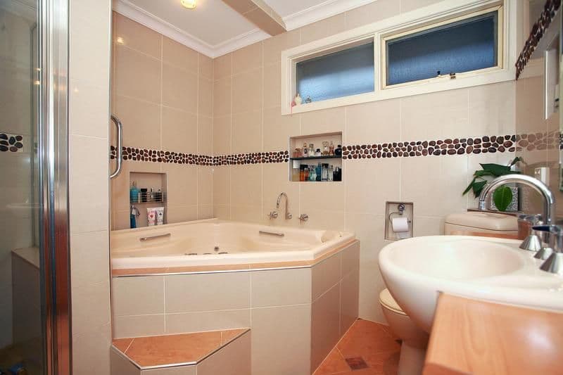 10 Shalimar Crescent, DANDENONG NORTH VIC 3175, Dandenong North - Thumbnail 7