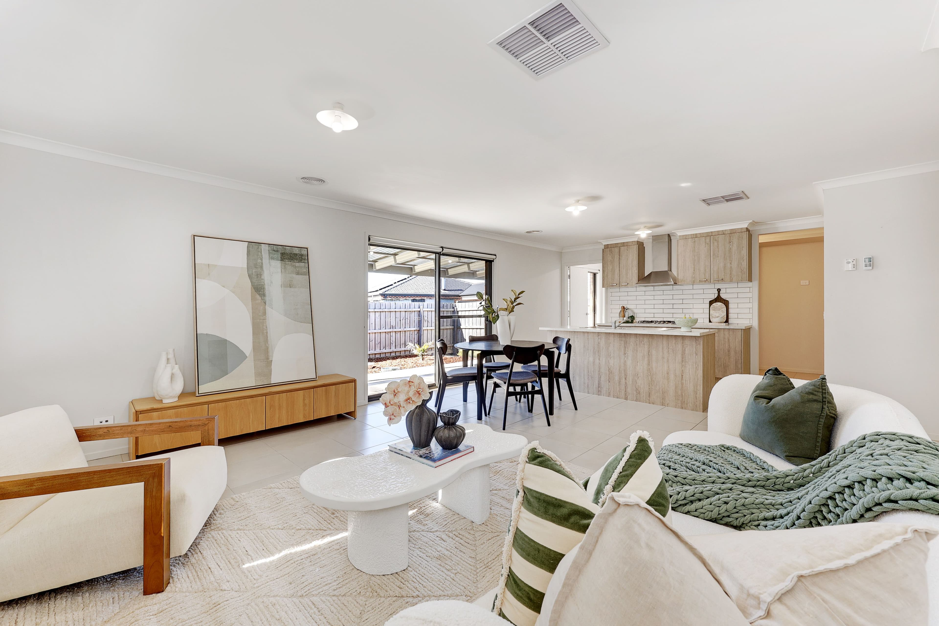 97 Ellscott Boulevard, Mickleham VIC 3064, Mickleham - Thumbnail 5