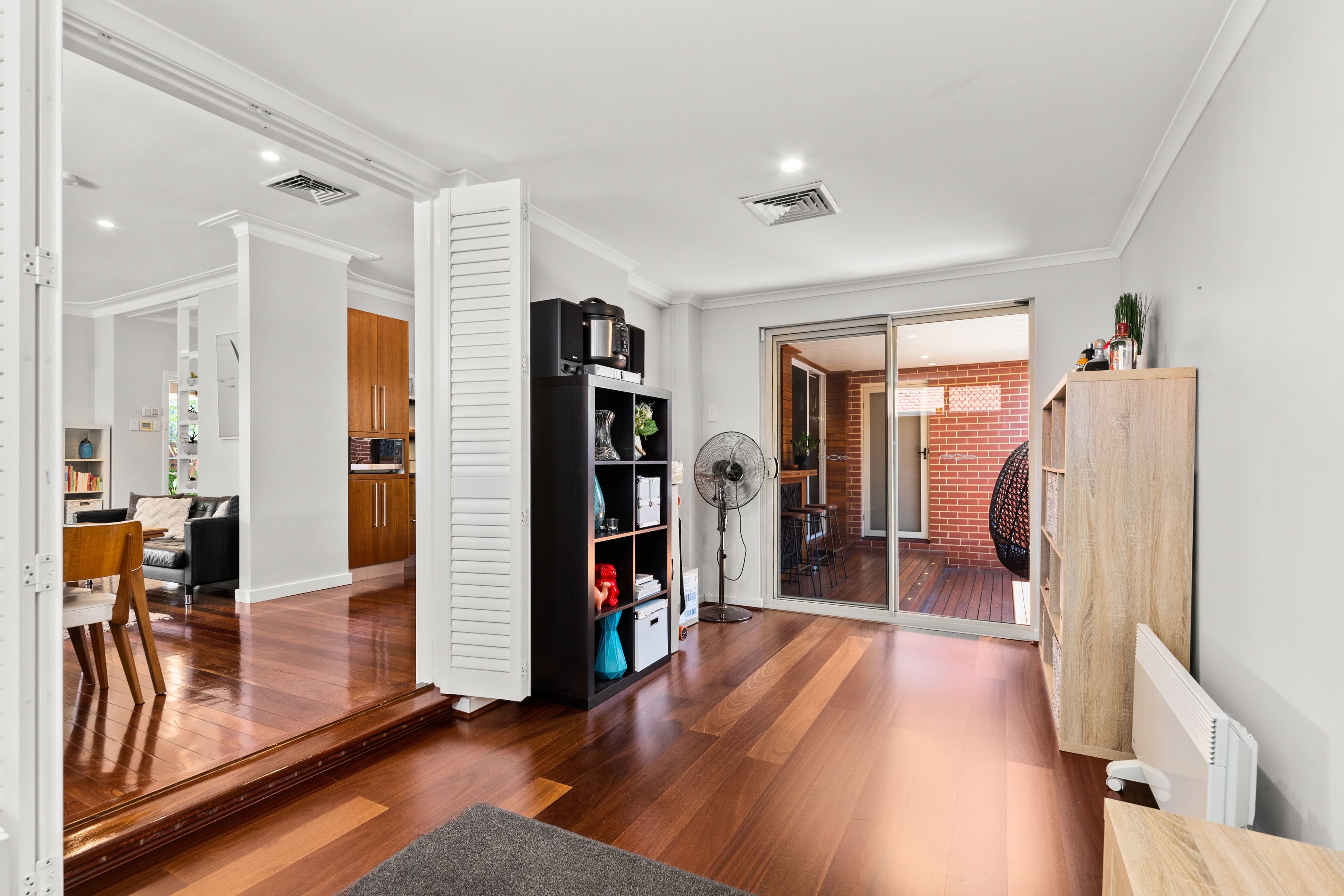 16 Davilak Crescent, Manning WA 6152, Manning - Thumbnail 7