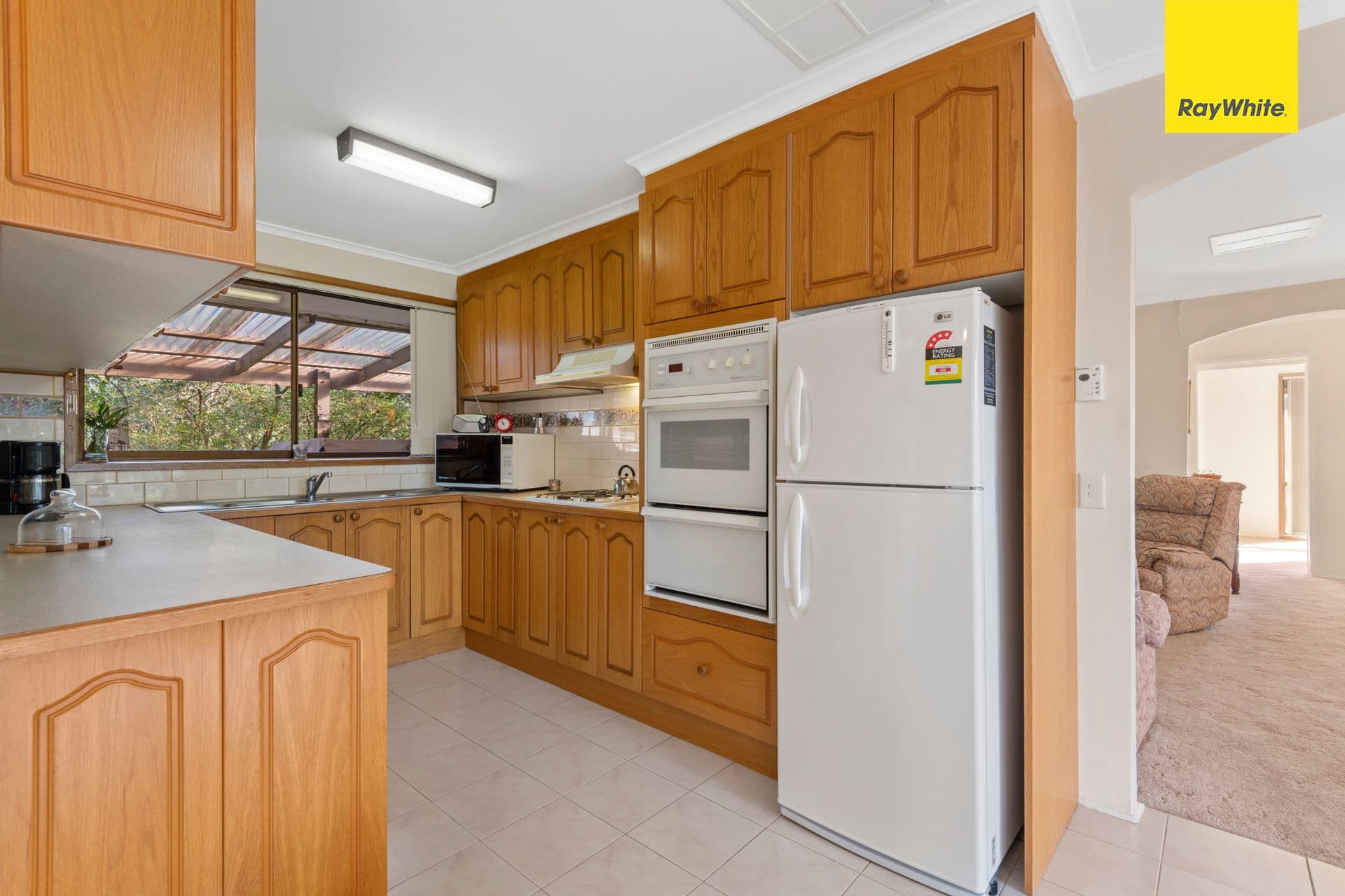 17 Linlithgow Way, Melton West VIC 3337, Melton West - Thumbnail 7