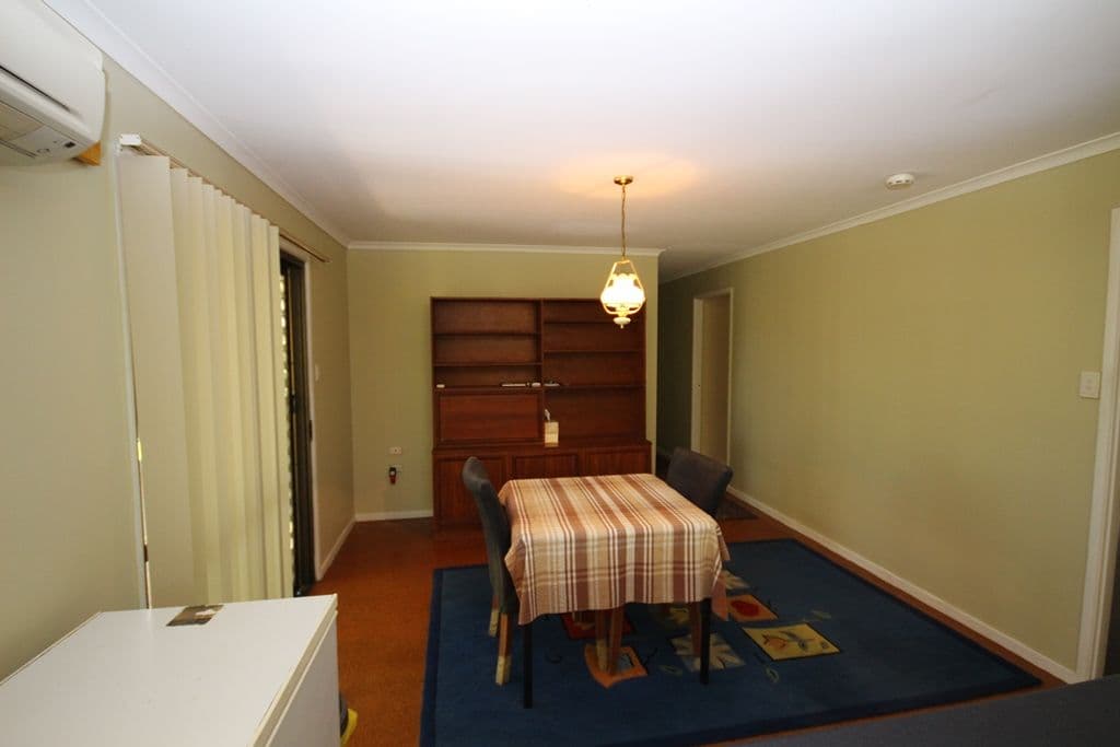 4 Leach Avenue, LANDSBOROUGH QLD 4550, Landsborough - Thumbnail 3