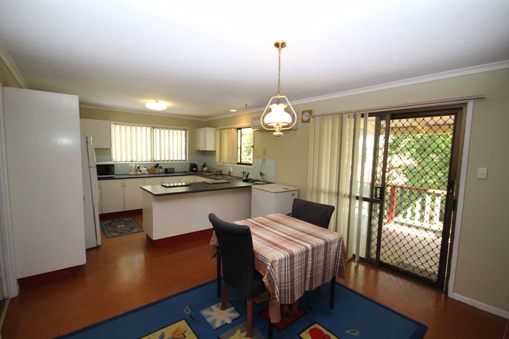 4 Leach Avenue, LANDSBOROUGH QLD 4550, Landsborough - Thumbnail 7