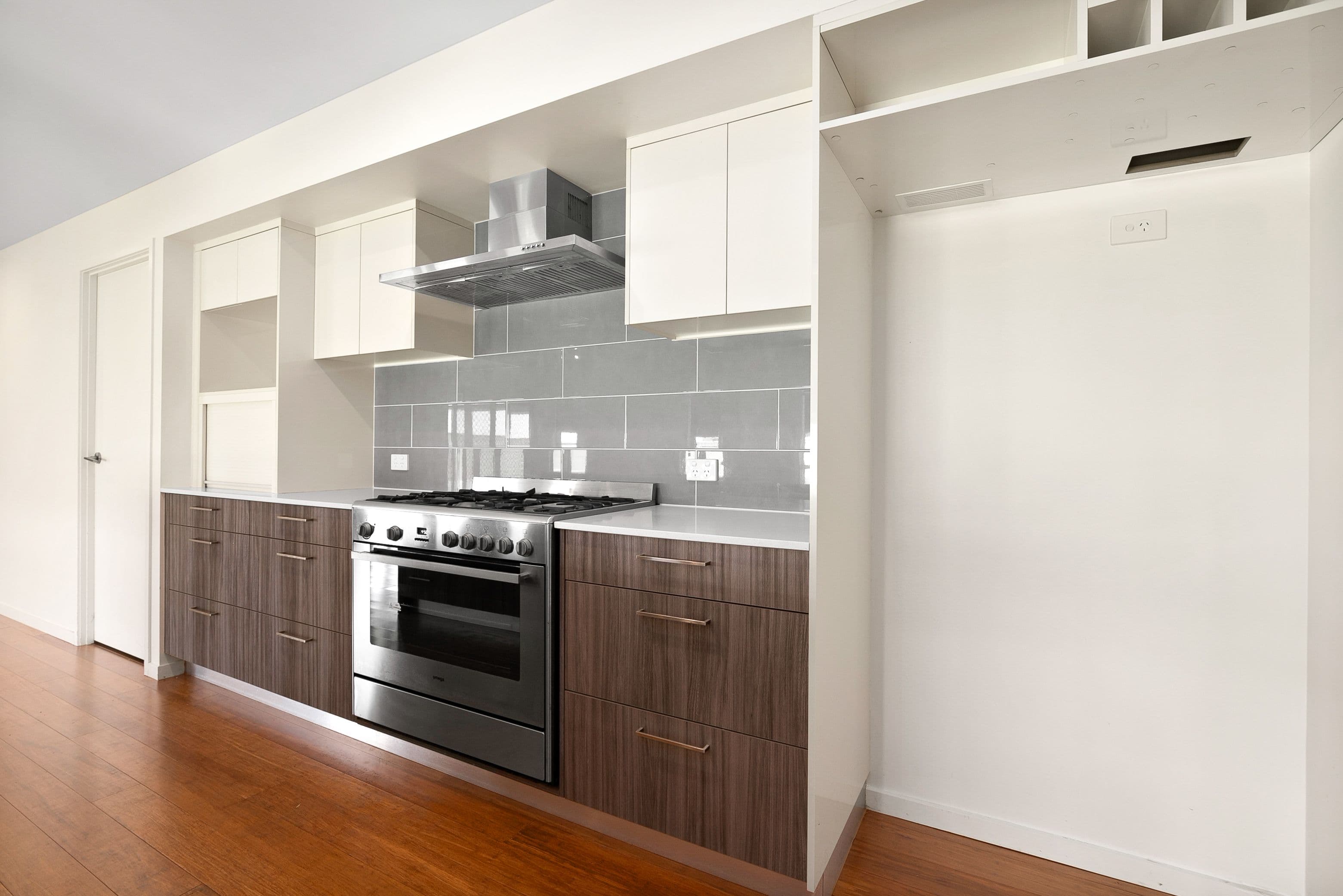 16 Flemington Road, Emerald QLD 4720, Emerald - Thumbnail 8