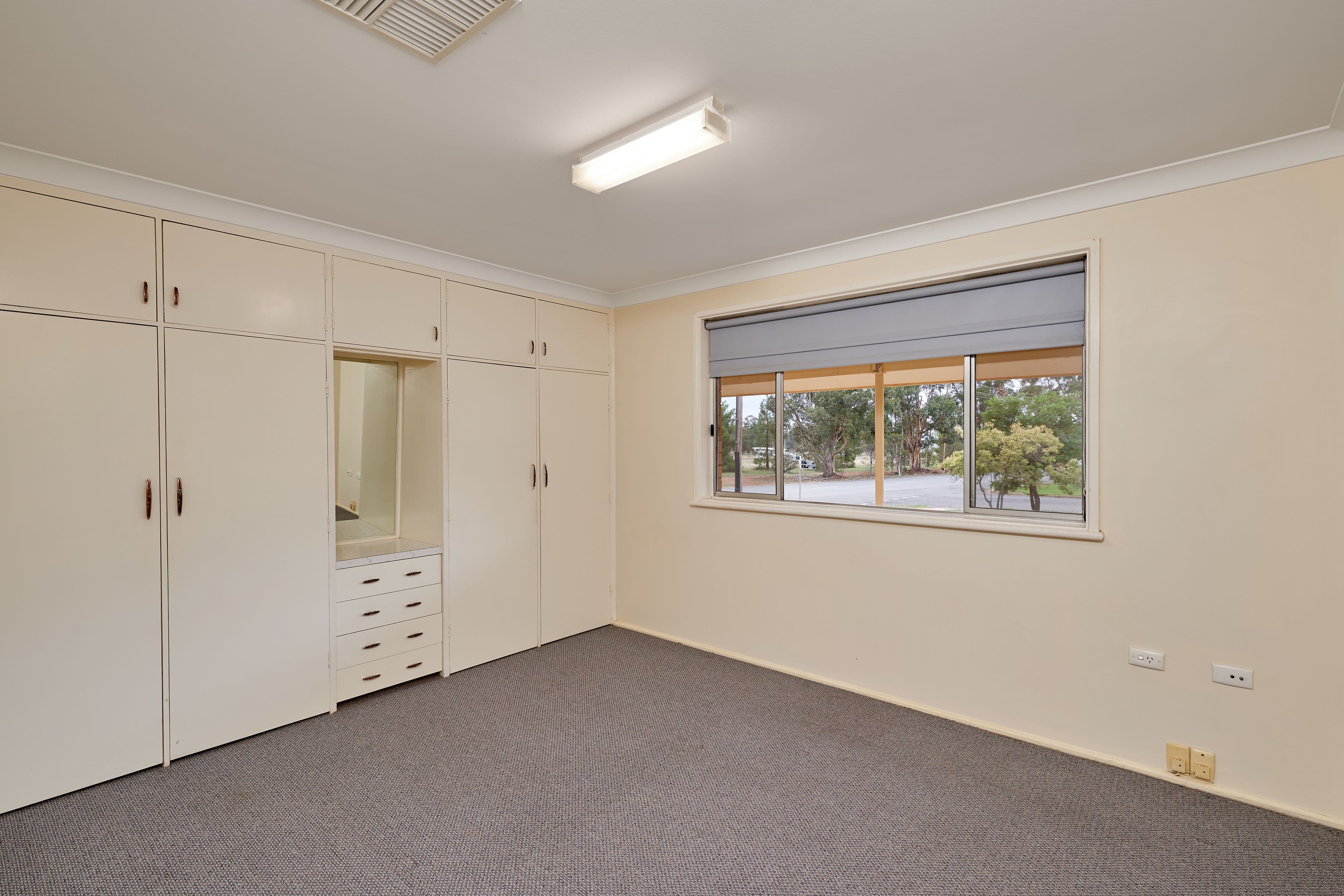 1 Jacaranda Avenue, Coolamon NSW 2701, Coolamon - Thumbnail 6
