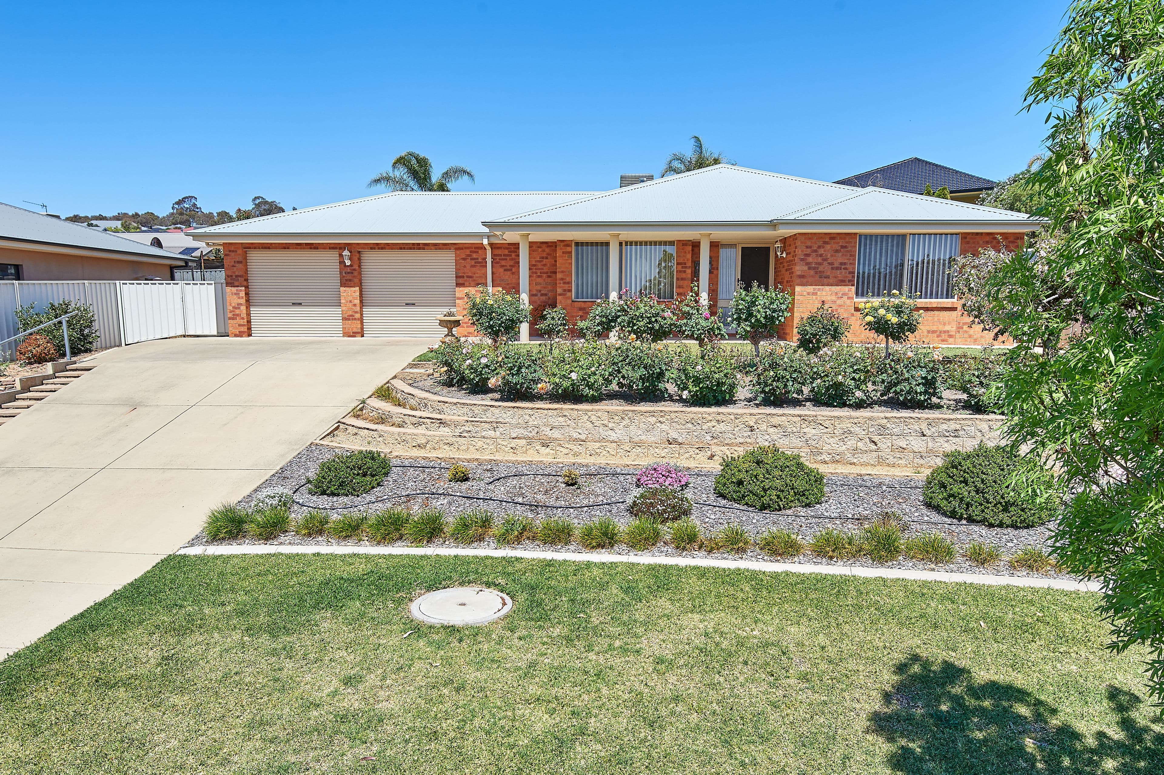 83 Kaloona Drive, Bourkelands - Image 1