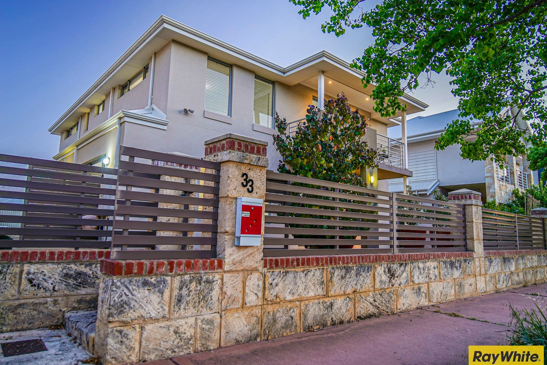 33 The Embankment, South Guildford WA 6055, South Guildford - Thumbnail 3
