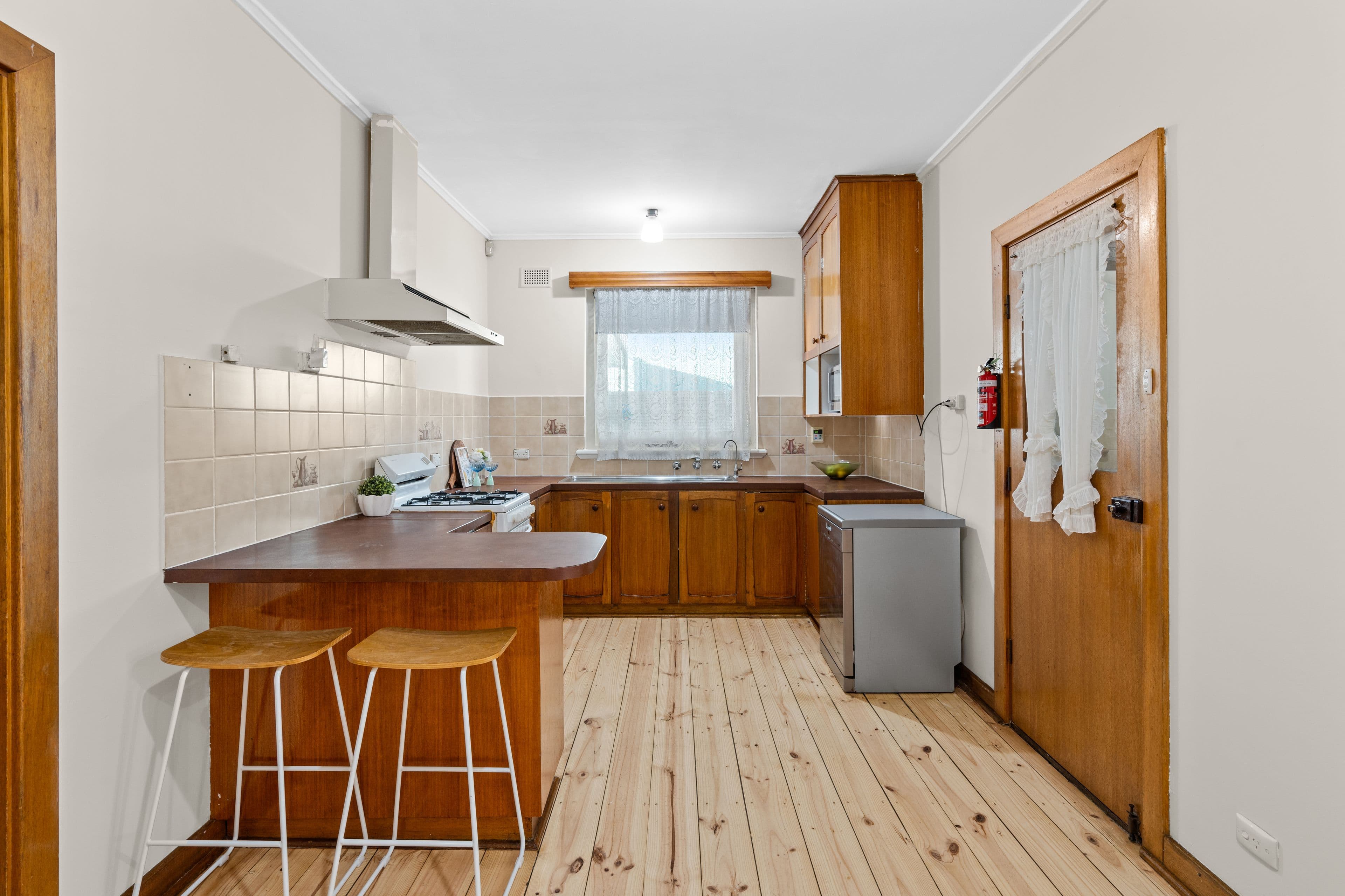 30 COOTAMUNDRA Boulevard, Gobbagombalin, Gobbagombalin - Thumbnail 6