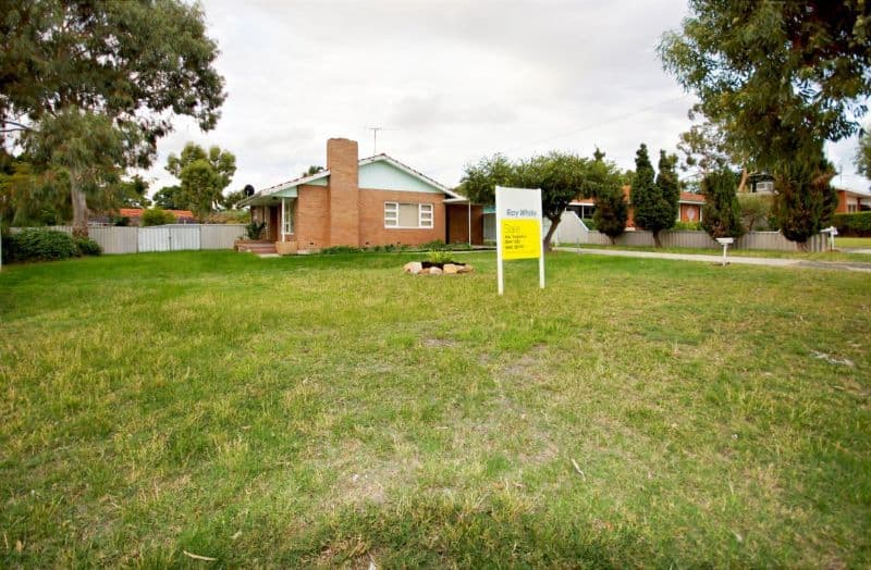 33 Markham Way, BALGA WA 6061, Balga - Thumbnail 2