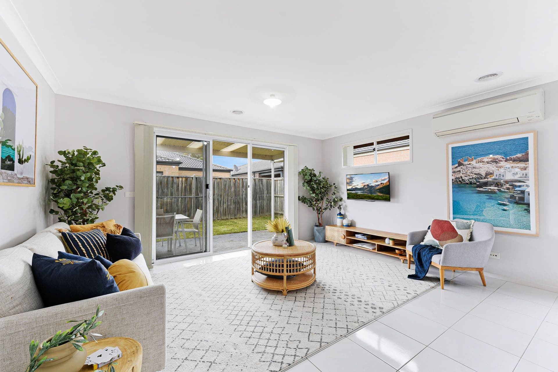 7 Lilydale Avenue, Clyde North VIC 3978, Clyde North - Thumbnail 3