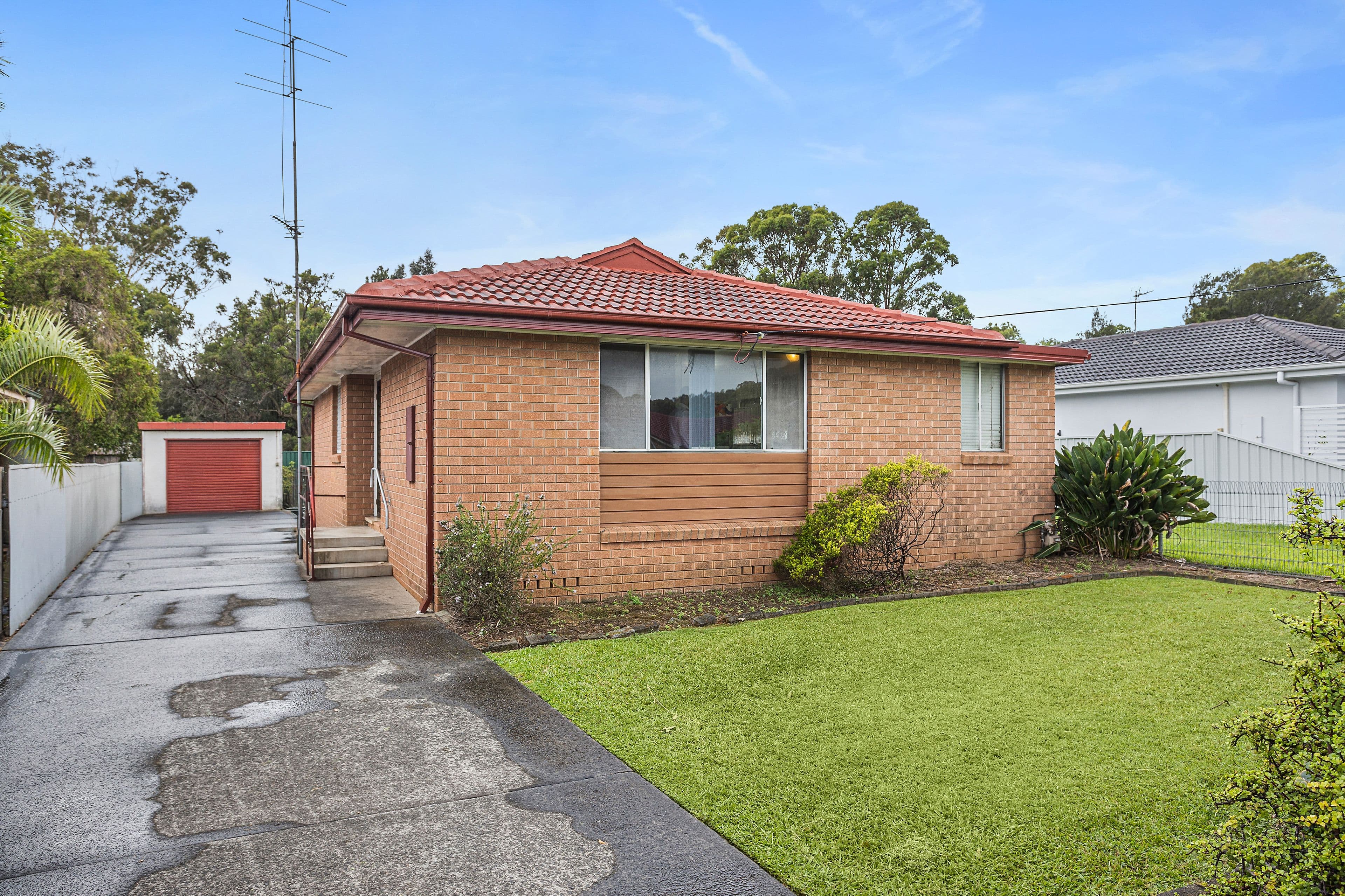83 Devonshire Crescent, Oak Flats NSW 2529, Oak Flats - Image 1