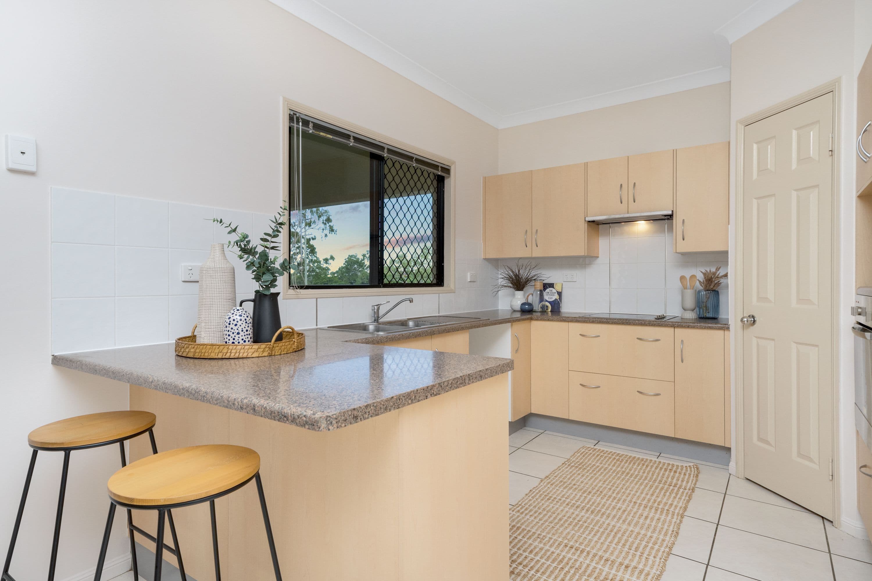 22 Palomar Court, Mount Louisa QLD 4814, Mount Louisa - Thumbnail 4