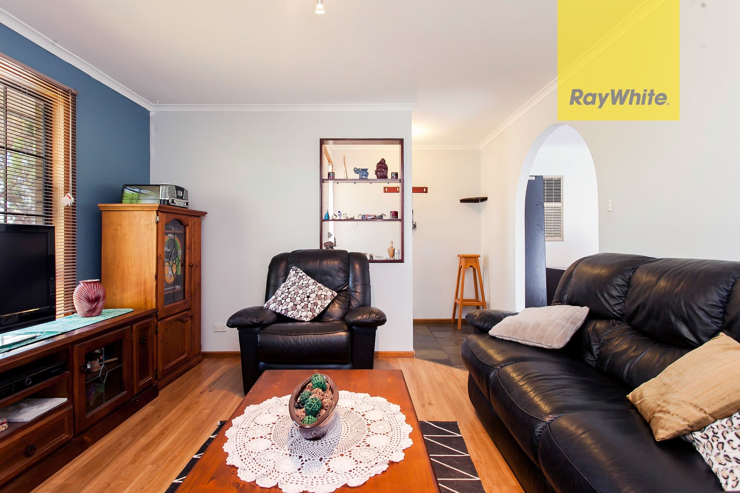 13 Townsend Avenue, Parafield Gardens SA 5107, Parafield Gardens - Thumbnail 4