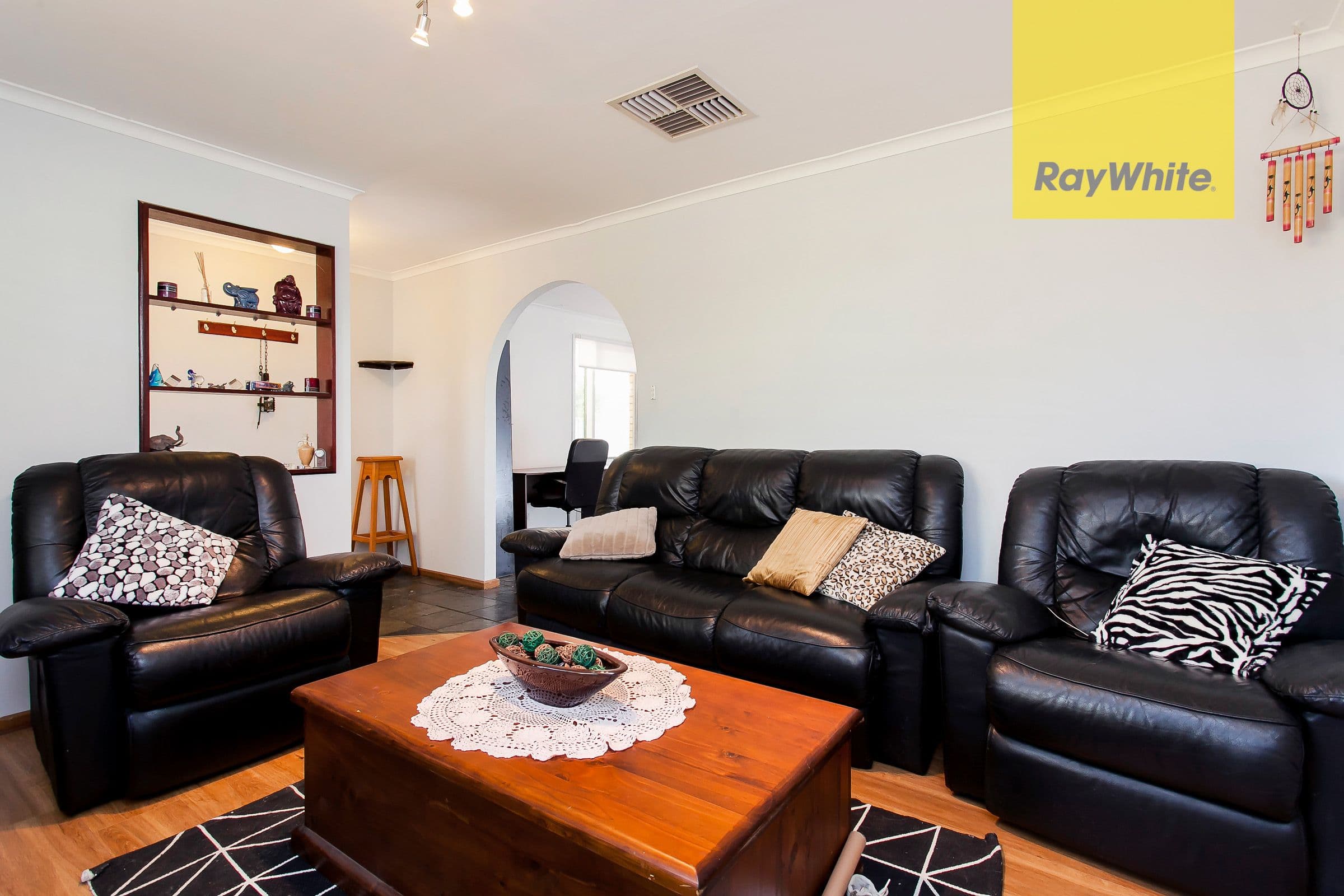 13 Townsend Avenue, Parafield Gardens SA 5107, Parafield Gardens - Thumbnail 5