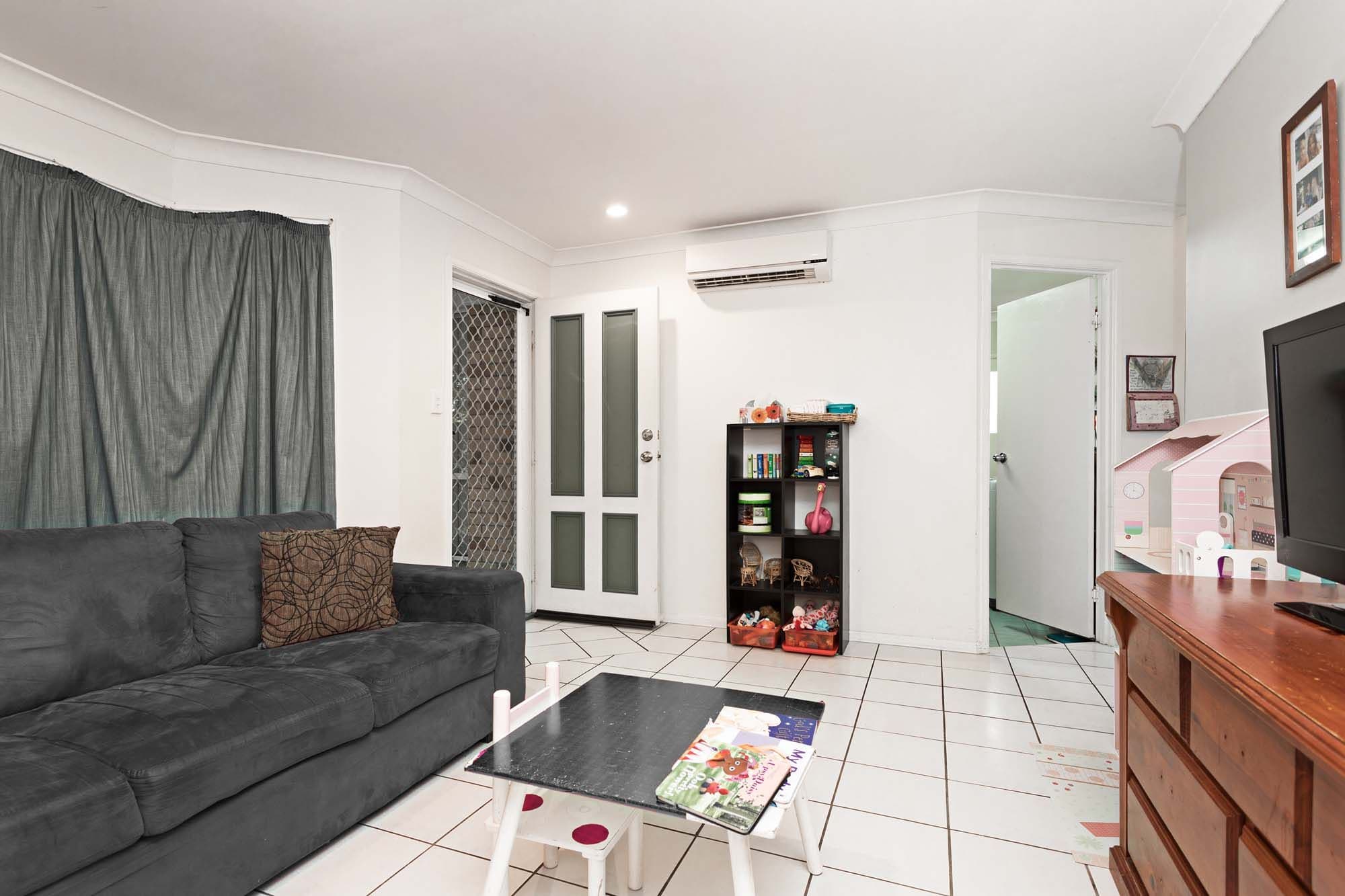47 Mulgrave Crescent, Forest Lake QLD 4078, Forest Lake - Thumbnail 2