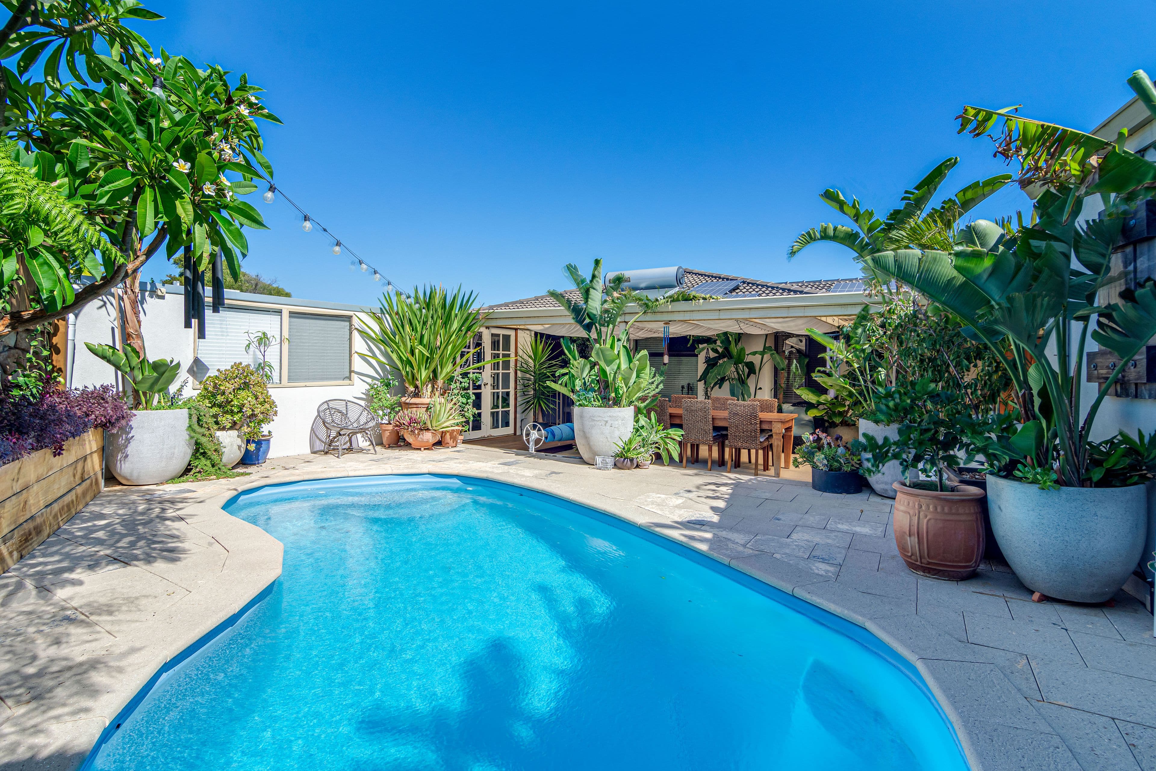 6 Seaview Place, Quinns Rocks WA 6030, Quinns Rocks - Image 1
