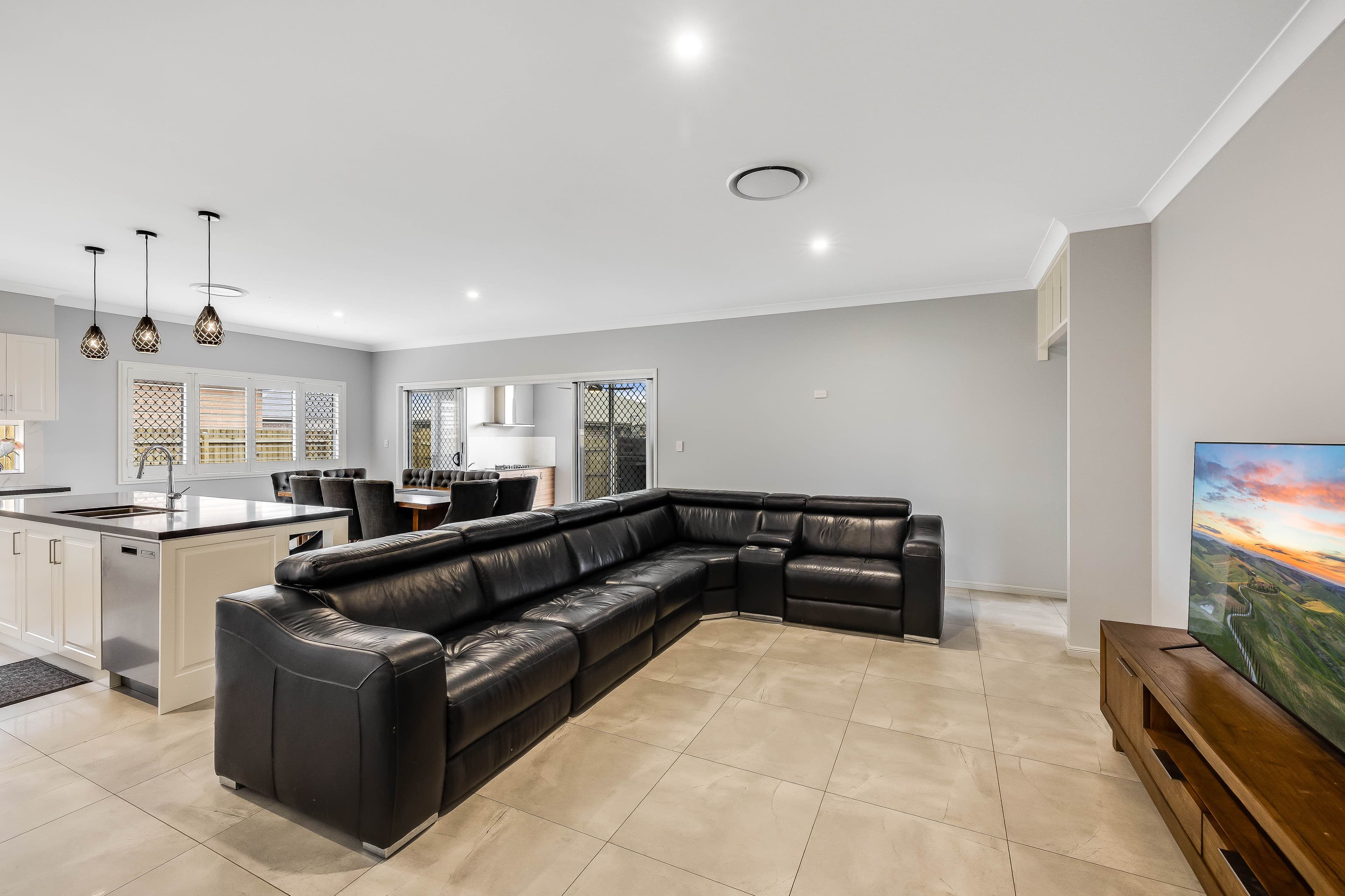 4 Lourdes Street, Middle Ridge QLD 4350, Middle Ridge - Thumbnail 6