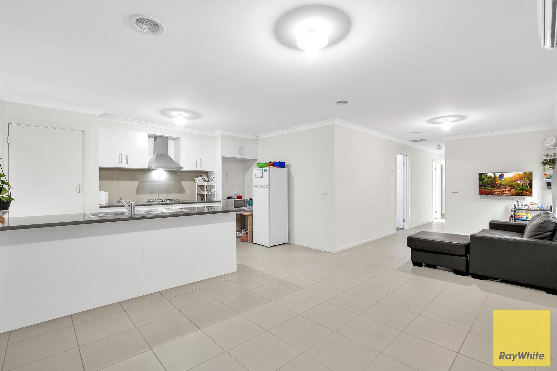 5 Yellowstone Road, Tarneit VIC 3029, Tarneit - Thumbnail 7