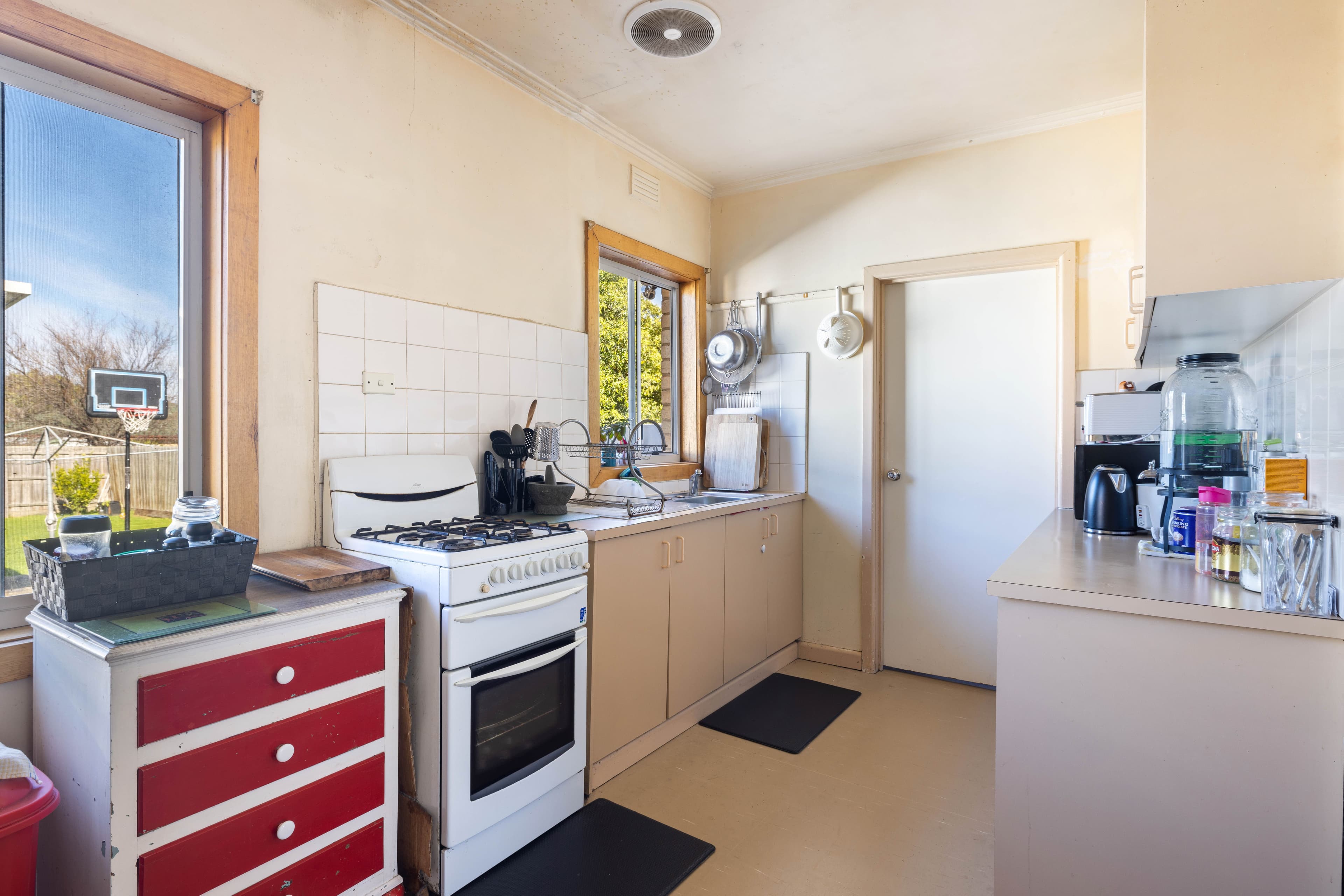 33 Etzel Street, Airport West VIC 3042, Airport West - Thumbnail 4