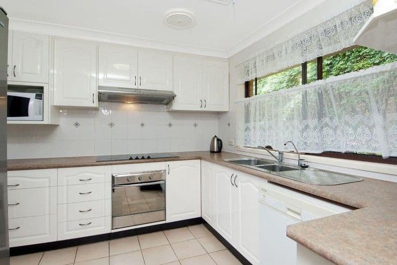 8 Victor Close, BAULKHAM HILLS NSW 2153, Baulkham Hills - Thumbnail 3