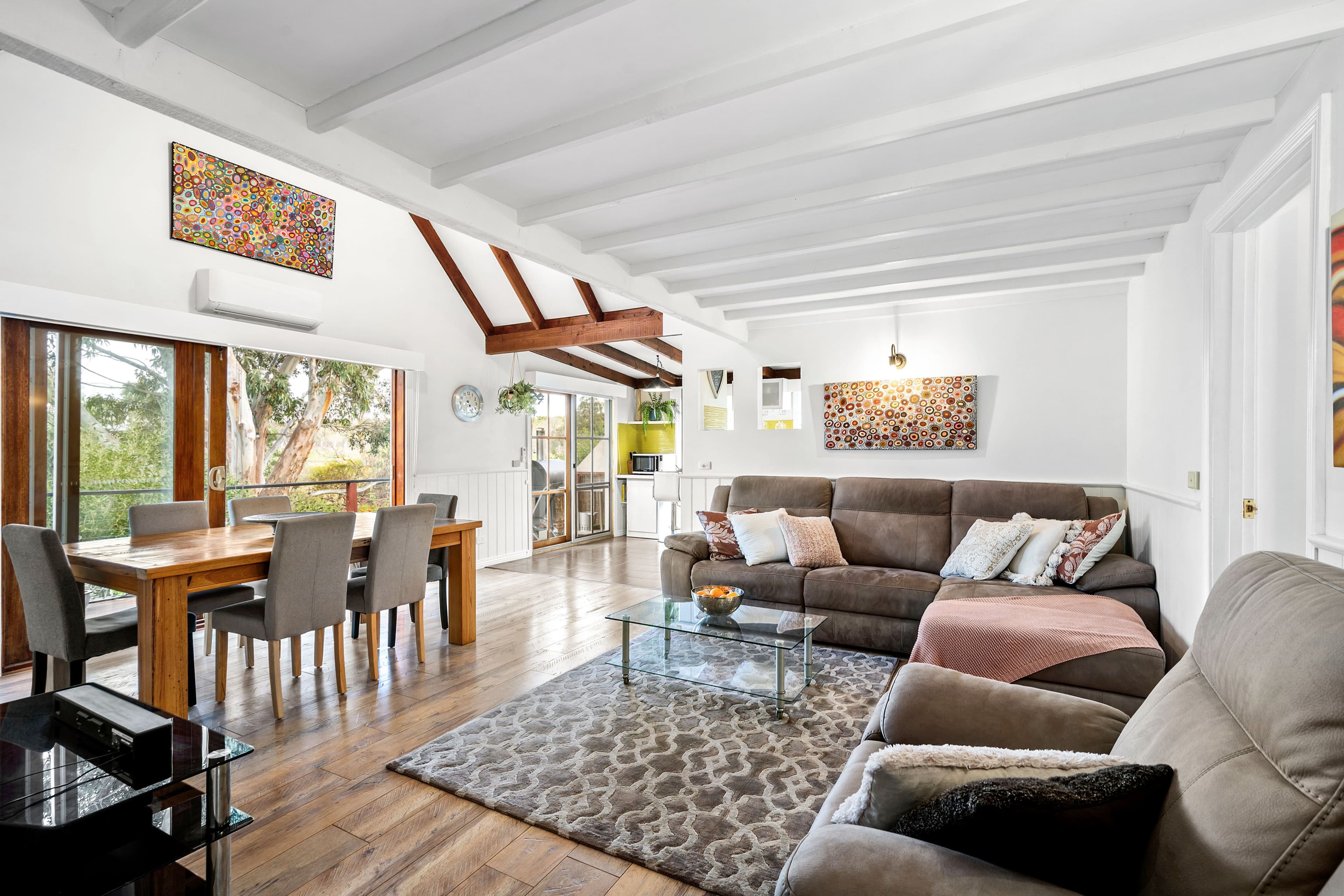 29 Powlett Street, Sunbury VIC 3429, Sunbury - Thumbnail 2
