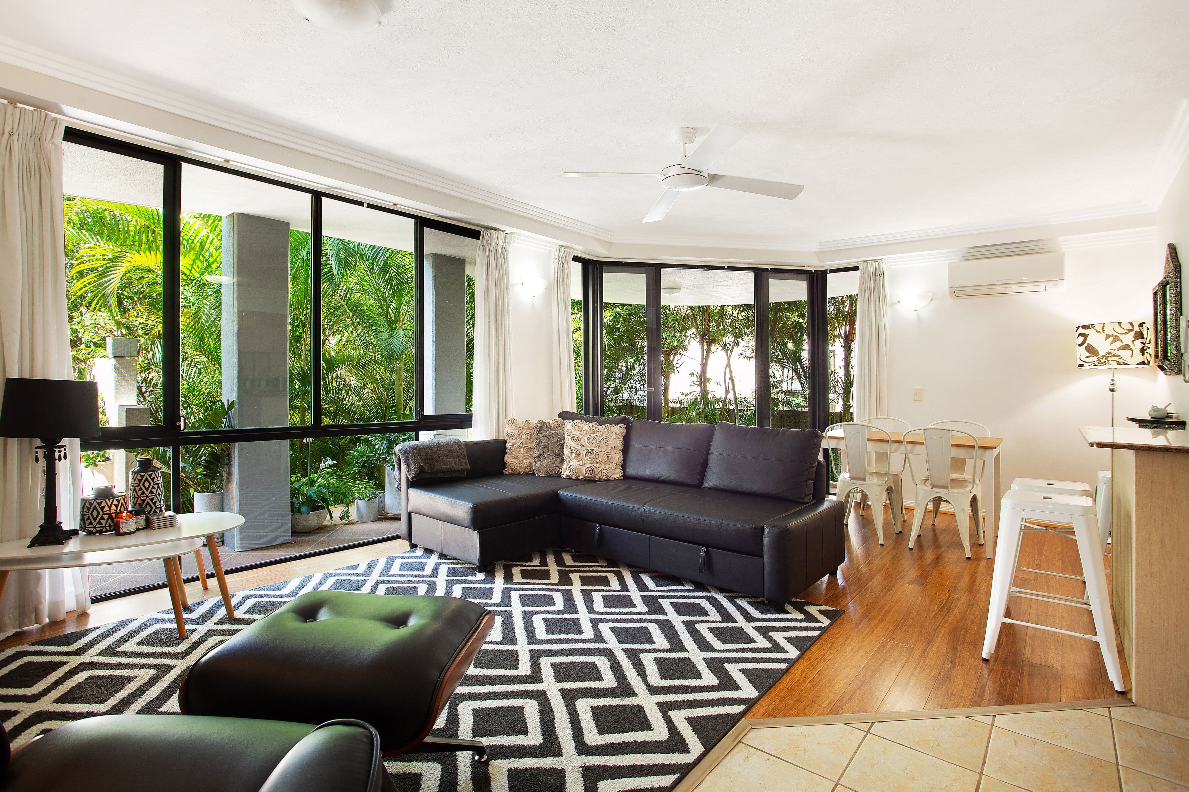 22 First Avenue 'Toucan Beach', Broadbeach QLD 4218, Broadbeach - Thumbnail 2