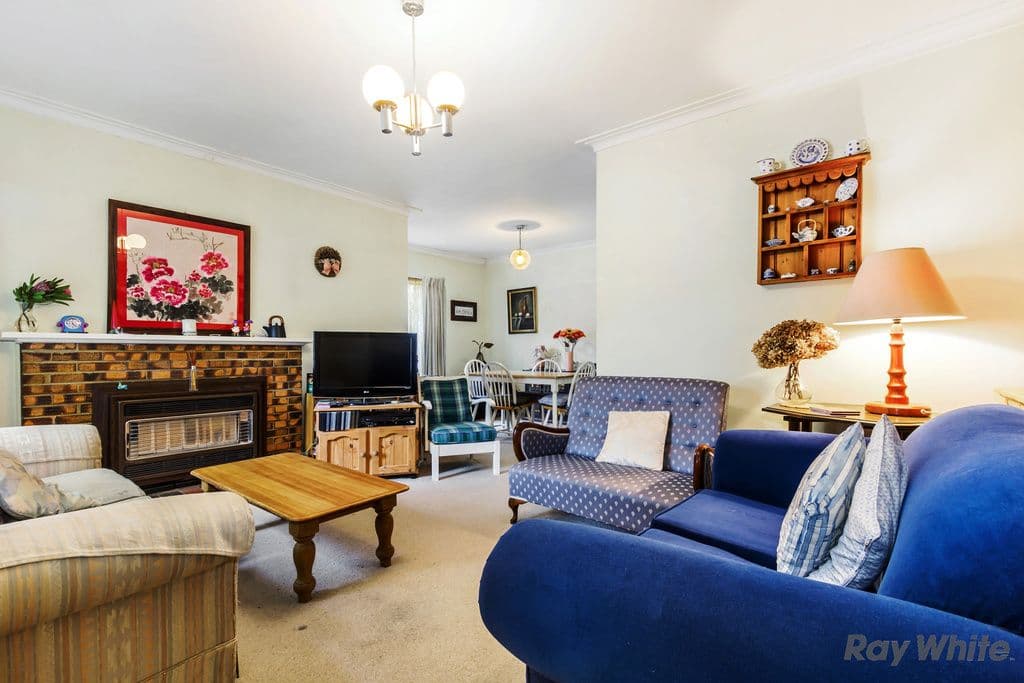 32 Indra Road, Blackburn South VIC 3130, Blackburn South - Thumbnail 2
