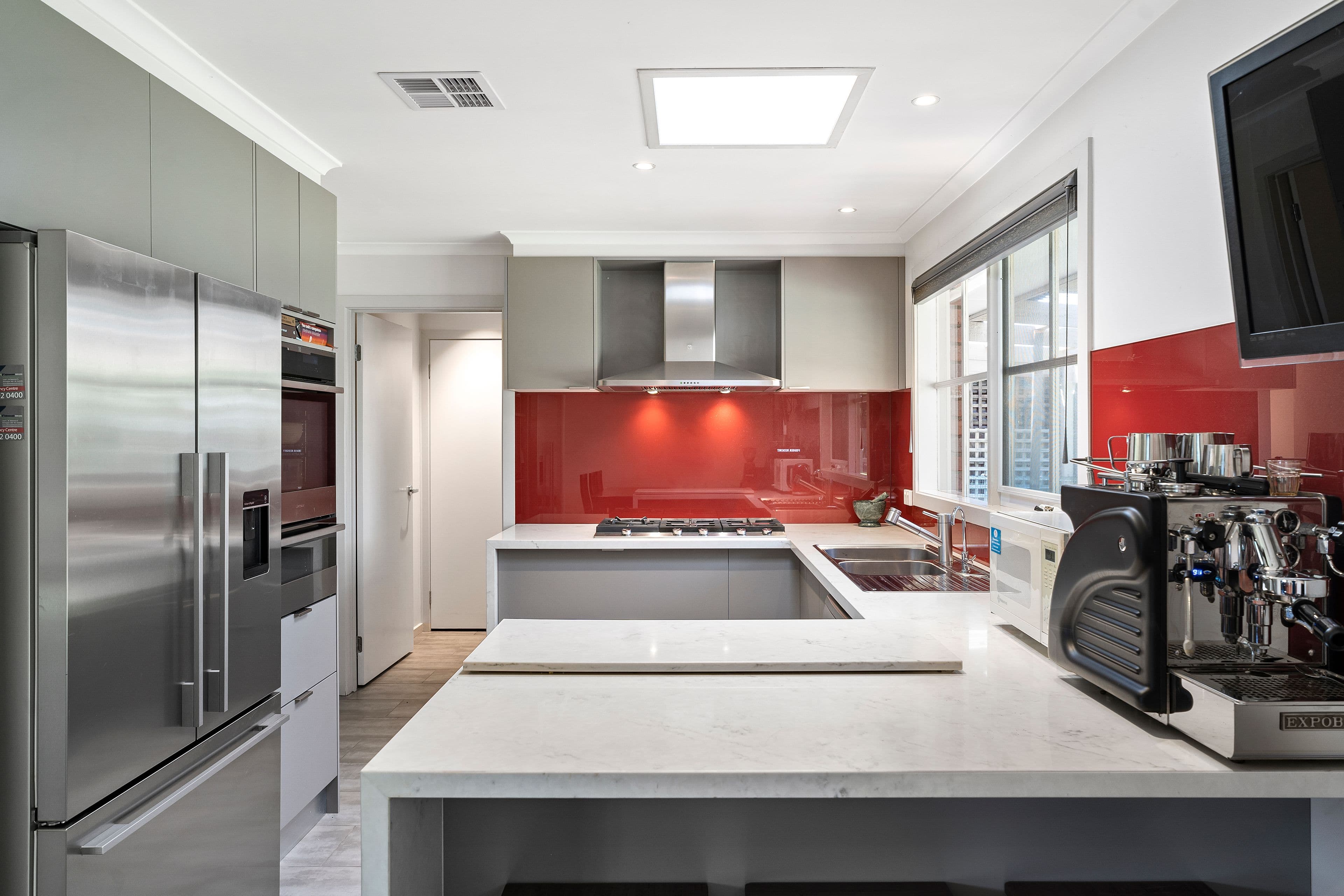 10 Fisher Court, Sunbury VIC 3429, Sunbury - Thumbnail 3