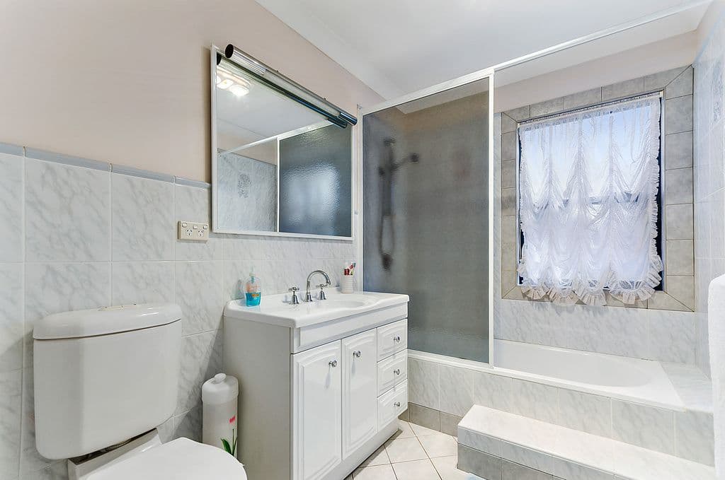 312 Northcliffe Drive, Lake Heights NSW 2502, Lake Heights - Thumbnail 4