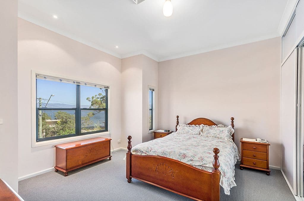312 Northcliffe Drive, Lake Heights NSW 2502, Lake Heights - Thumbnail 6