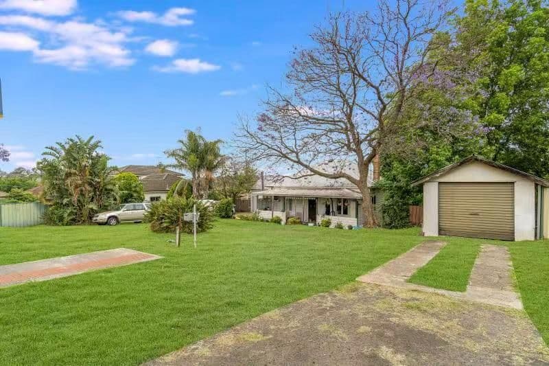 4 Gordon Street, Blacktown NSW 2148, Blacktown - Thumbnail 3