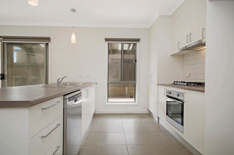 19 Burnside Road, Bannockburn VIC 3331, Bannockburn - Thumbnail 2