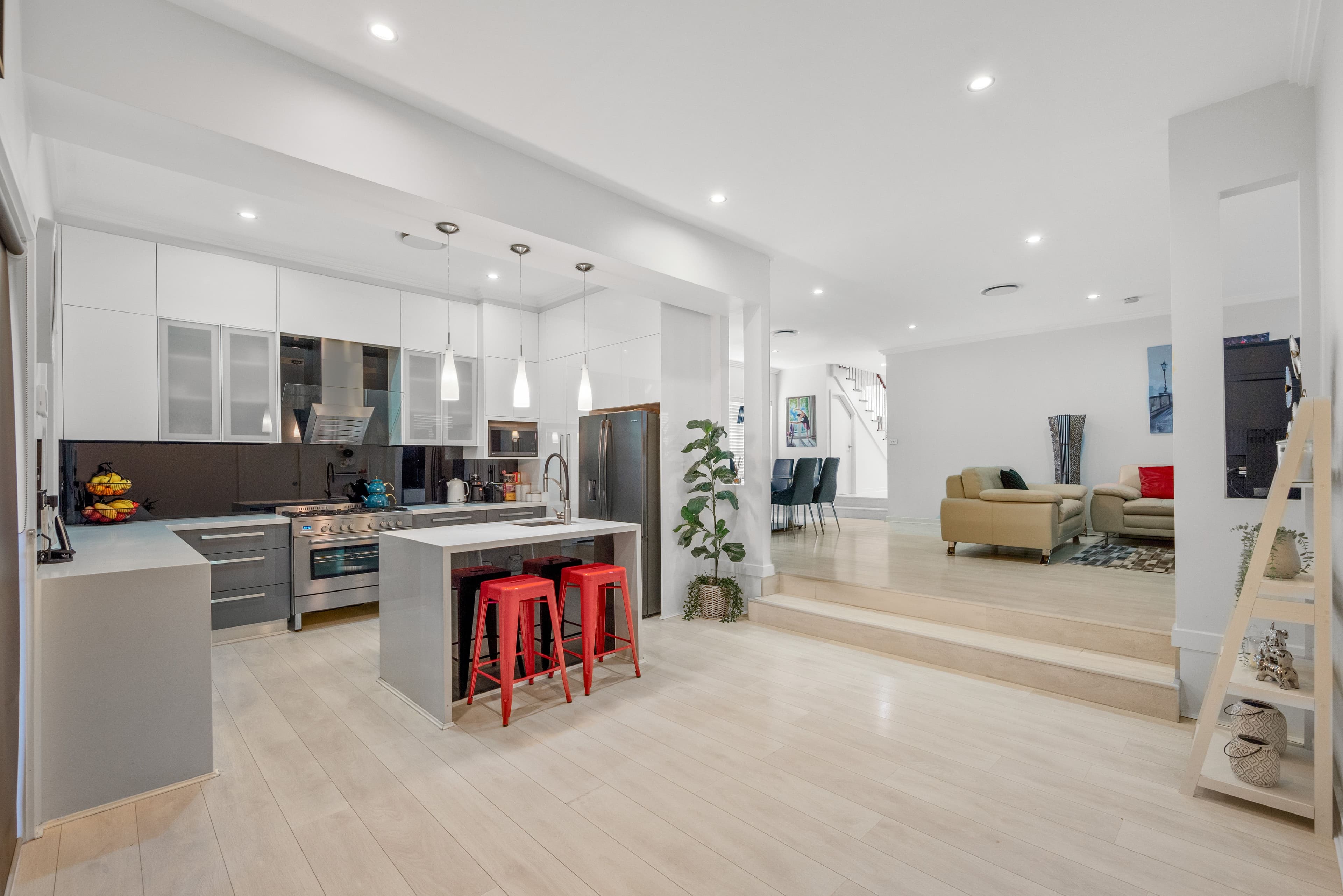 3B Ashcroft Avenue, Casula NSW 2170, Casula - Thumbnail 8