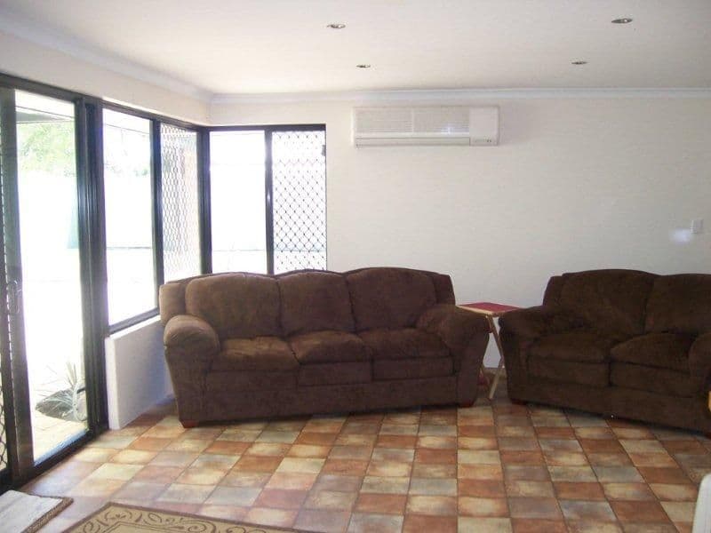 36 Carinya Street, Kingaroy, QLD, 4610, Kingaroy - Thumbnail 3