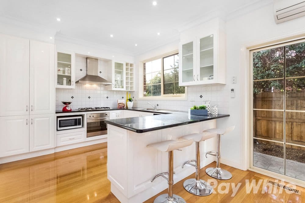 19 Swindon Road, Hughesdale VIC 3166, Hughesdale - Thumbnail 2