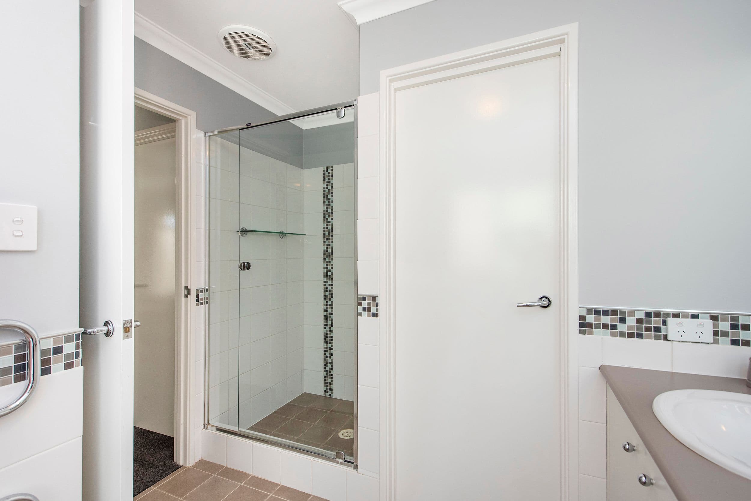 6 Liesham Crescent, Baldivis WA 6171, Baldivis - Thumbnail 8