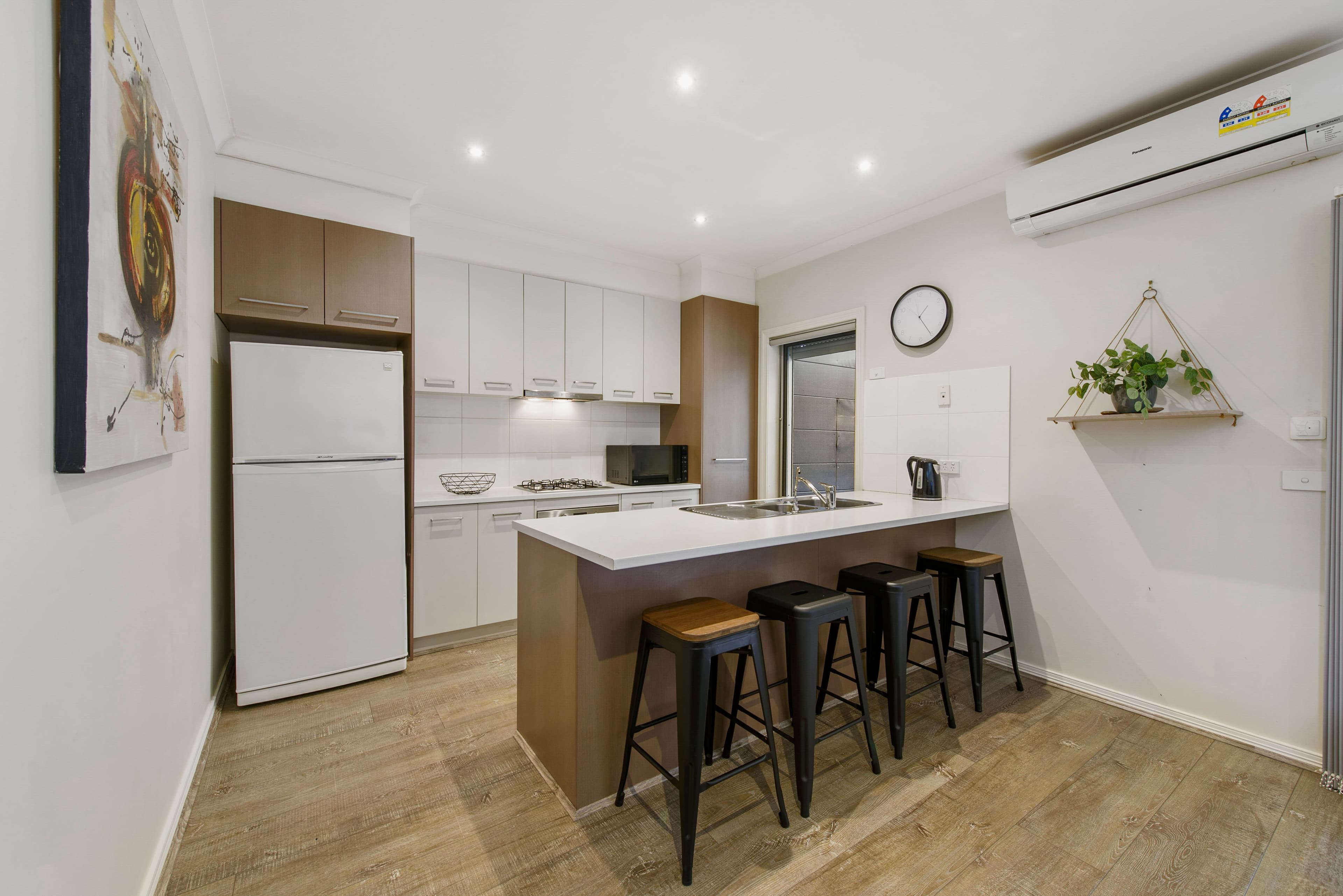 54 Cunningham Chase, Burnside Heights VIC 3023, Burnside Heights - Thumbnail 3