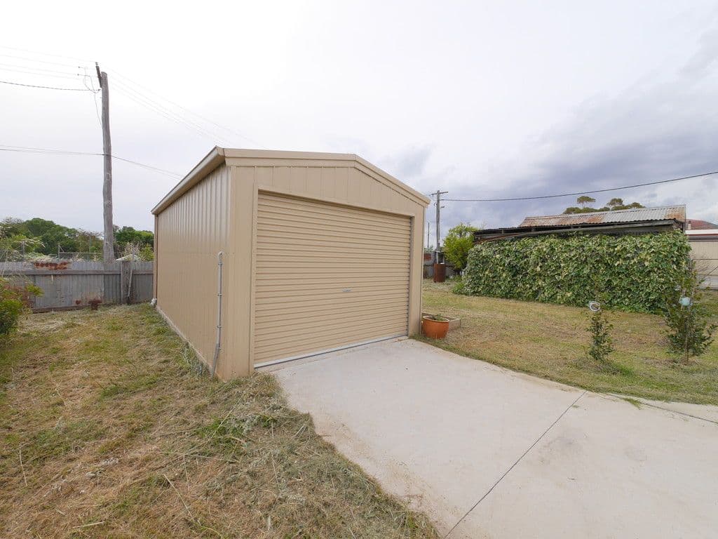 10 Vaux Lane, Cowra - Thumbnail 7
