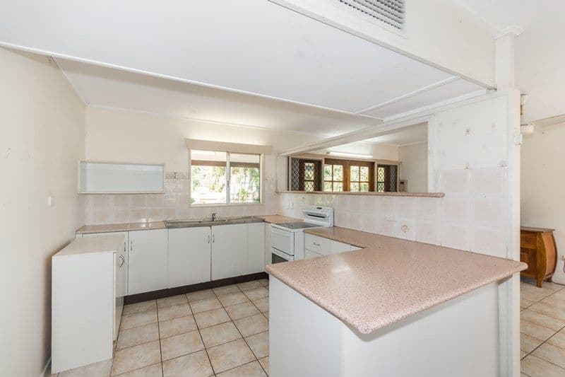 10 Albert Street, Cranbrook QLD 4814, Cranbrook - Thumbnail 6