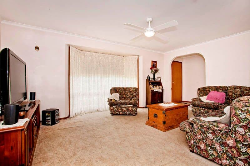 22 Raymond Court, ST ALBANS PARK VIC 3219, St Albans Park - Thumbnail 3